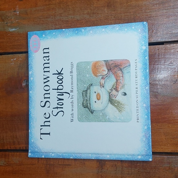 The snowman storybook by Raymond Briggs Children's Book - Picture 6 of 11